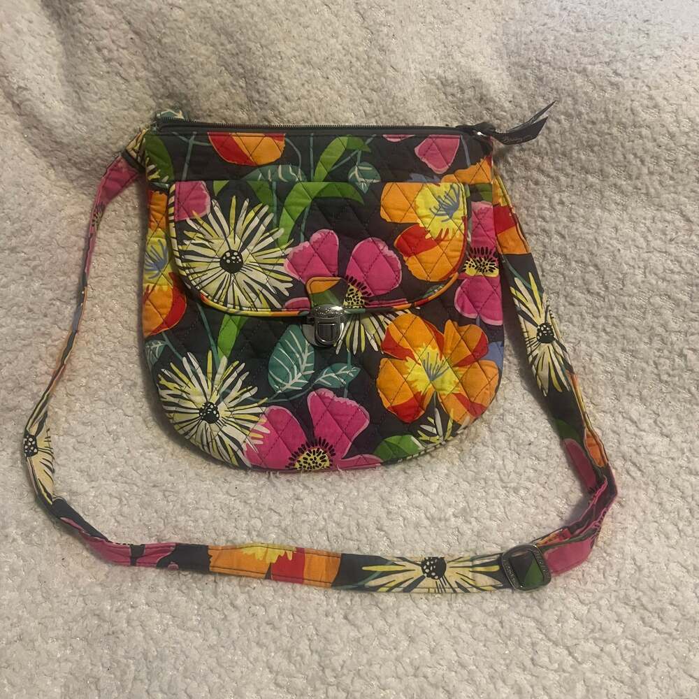 Vera Bradley Jazzy Blooms Quilted Tablet Hipster Crossbody Bag EUC Retired Patte